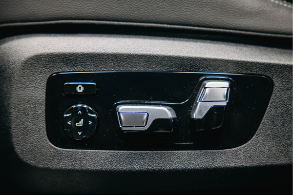 BMW X5 xDrive45e High Executive | Pano | Trekhaak | Luchtvering  | Stoelverwarming |