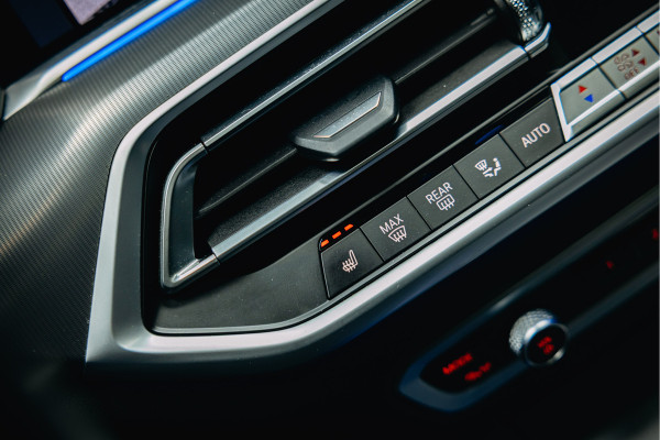 BMW X5 xDrive45e High Executive | Pano | Trekhaak | Luchtvering  | Stoelverwarming |