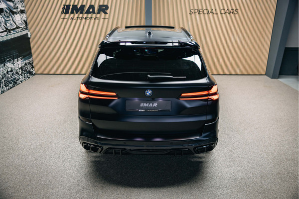 BMW X5 xDrive50e | M uitgevoerd | Trekhaak | Alcantara hemel | Luchtvering | Full PPF in- en exterieur | Skylounge |