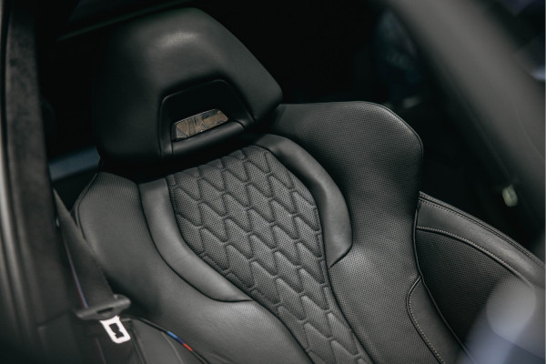 BMW X5 xDrive50e | M uitgevoerd | Trekhaak | Alcantara hemel | Luchtvering | Full PPF in- en exterieur | Skylounge |