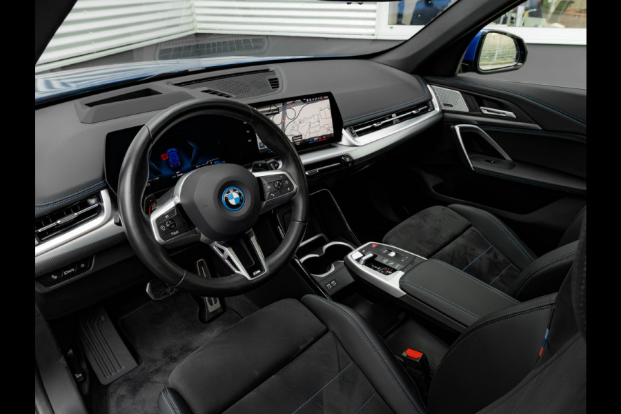 BMW X1 xDrive30e M-Sport - Pano - Trekhaak - Driving Ass Prof - Head-Up - Harman Kardon