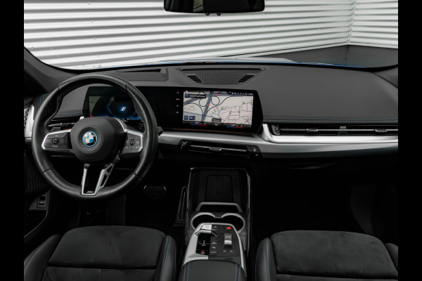 BMW X1 xDrive30e M-Sport - Pano - Trekhaak - Driving Ass Prof - Head-Up - Harman Kardon
