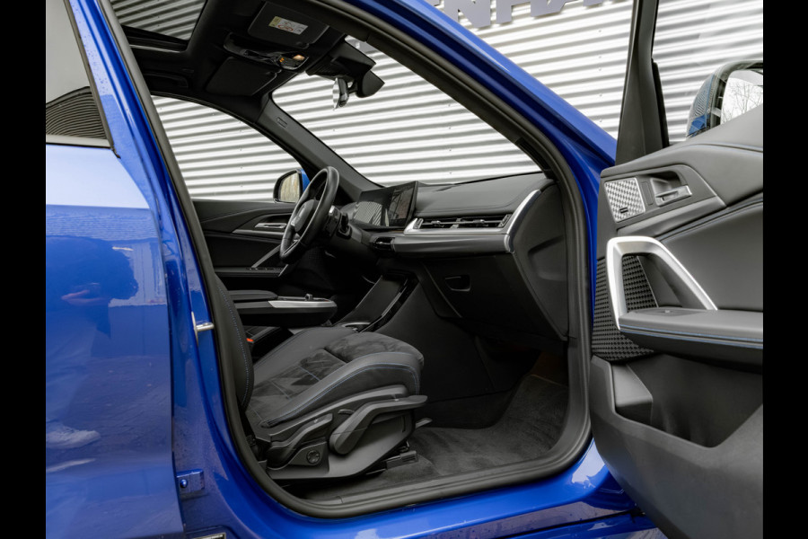 BMW X1 xDrive30e M-Sport - Pano - Trekhaak - Driving Ass Prof - Head-Up - Harman Kardon