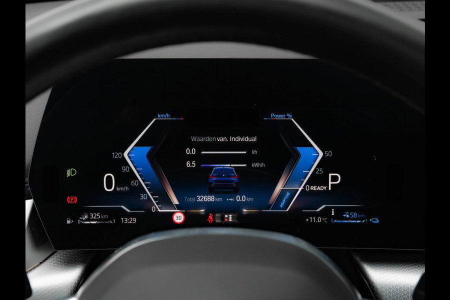 BMW X1 xDrive30e M-Sport - Pano - Trekhaak - Driving Ass Prof - Head-Up - Harman Kardon