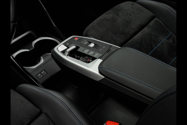 BMW X1 xDrive30e M-Sport - Pano - Trekhaak - Driving Ass Prof - Head-Up - Harman Kardon