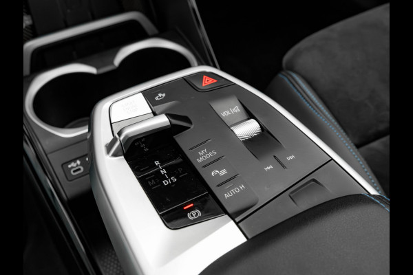 BMW X1 xDrive30e M-Sport - Pano - Trekhaak - Driving Ass Prof - Head-Up - Harman Kardon