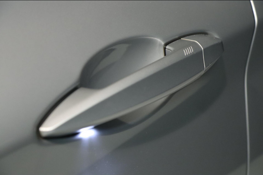 BMW X1 XDrive25i M Sport / PANODAK / HUD / KEYLESS / MEMORY / H&K / CAMERA