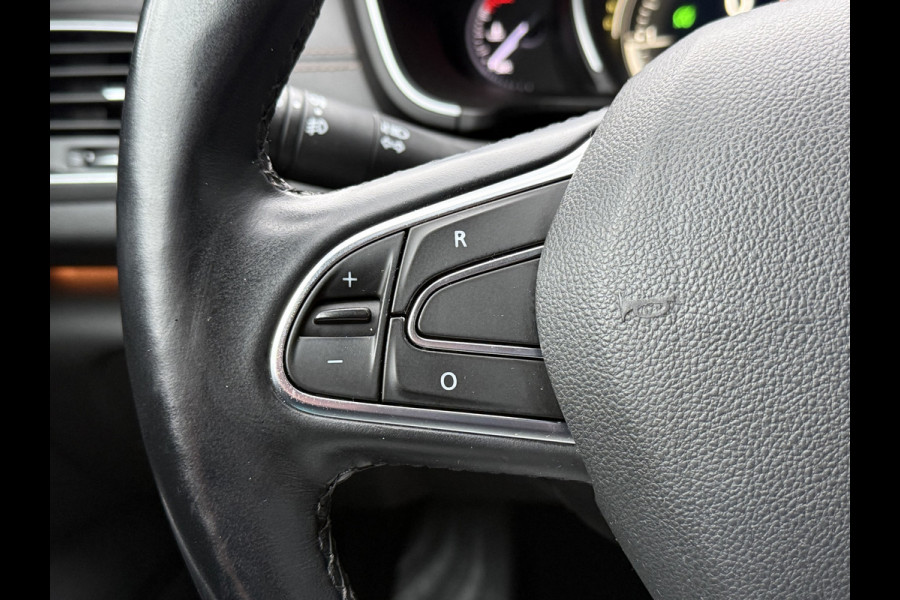 Renault Talisman Estate BWJ 2018 | 1.5DCI 111PK Intens AUTOMAAT | LEER | STOEL VERW&VENTILATIE | LED | CLIMA | NAVI | CAMERA | PDC | STUUR VERW |