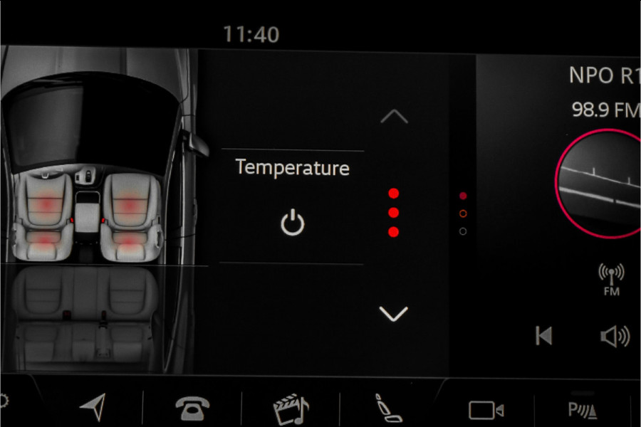 Jaguar E-Pace 2.0 P250 AWD HSE R-Dynamic CarPlay Trekhaak Camera 19"