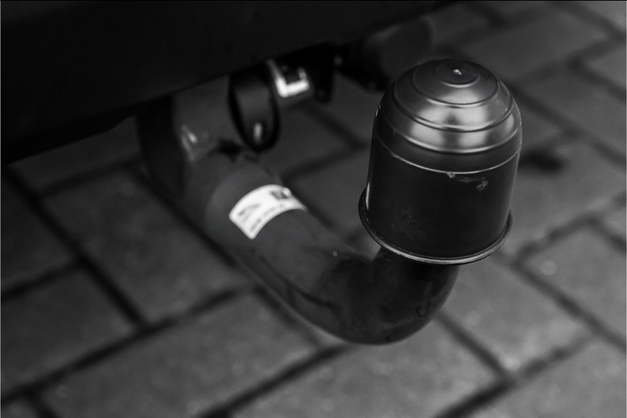 Jaguar E-Pace 2.0 P250 AWD HSE R-Dynamic CarPlay Trekhaak Camera 19"