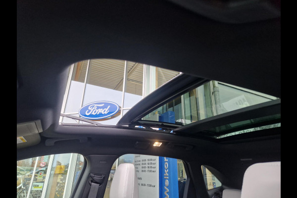 Ford Kuga 2.5 PHEV Sound Edition 243pk | Ford Voorraad | Panorama Dak | 20 inch Lichtmetaal | Winterpack | Matrix LED | Driver Assistance Pack