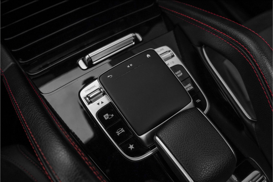 Mercedes-Benz GLE AMG 53 4MATIC+ Premium+ Night Pano HUD Luchtvering Trekhaak Stuurwielverw