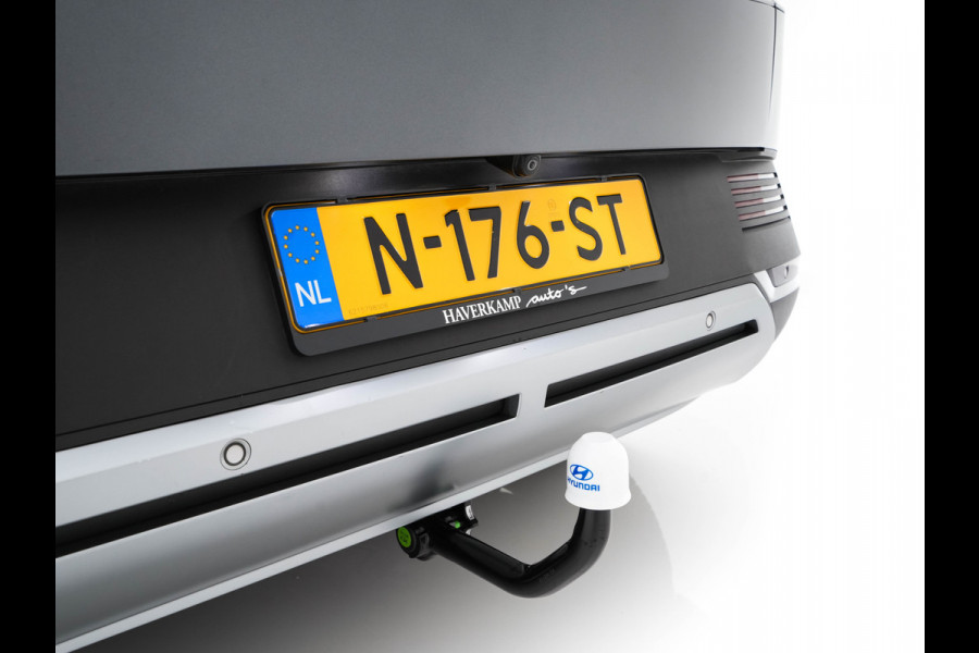 Hyundai IONIQ 5 Connect+ 73kWh [ 3-Fase ] {SOH-97%} (INCL-BTW) Aut *HEATPUMP | LEATHER | BOSE-AUDIO | FULL-LED | DIGI-COCKPIT | AMBIENT-LIGHT | DAB | SHIFT-PADDLES | HEAD-UP | NAVI-FULLMAP | KEYLESS | CAMERA | HEATED-COMFORTSEATS | ...