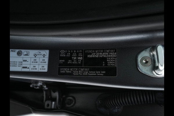 Hyundai IONIQ 5 Connect+ 73kWh [ 3-Fase ] {SOH-97%} (INCL-BTW) Aut *HEATPUMP | LEATHER | BOSE-AUDIO | FULL-LED | DIGI-COCKPIT | AMBIENT-LIGHT | DAB | SHIFT-PADDLES | HEAD-UP | NAVI-FULLMAP | KEYLESS | CAMERA | HEATED-COMFORTSEATS | ...