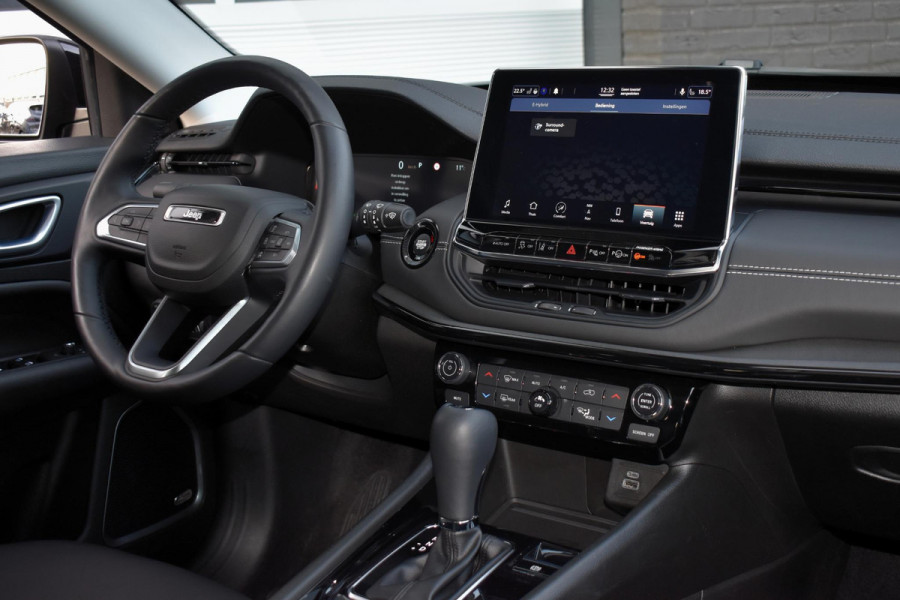 Jeep Compass 1.5T e-Hybrid S Aut. | Leder | LED | Stoelverw. | 360 Camera | Navi | Incl. garantie