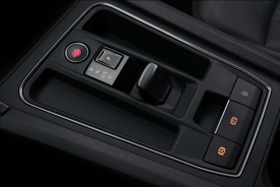 CUPRA Formentor 1.5 TSI / PANODAK / KUIPSTOELEN / MEMORY / CAMERA / LEDER / KEYLESS