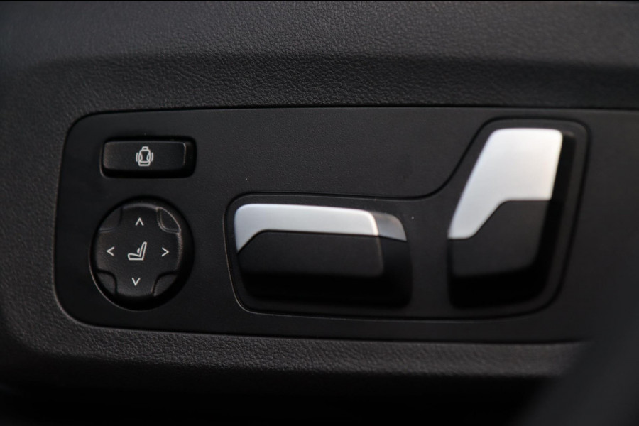 BMW X3 XDrive30i M Sport / PANODAK / HUD / MEMORY / DODEHOEK / KEYLESS