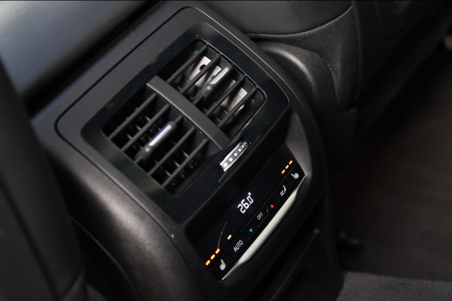 BMW X3 XDrive30i M Sport / PANODAK / HUD / MEMORY / DODEHOEK / KEYLESS