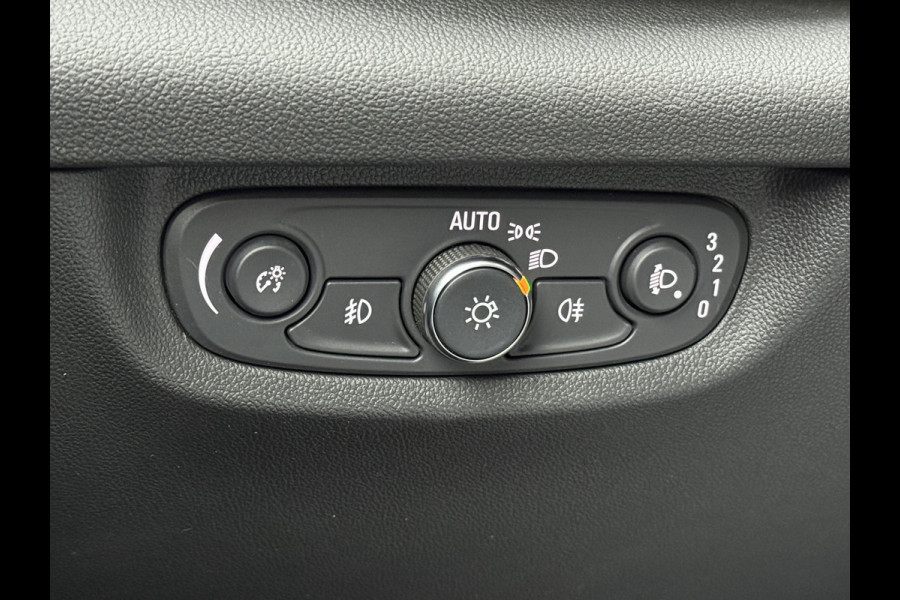 Opel Insignia Sports Tourer BWJ 10-2020 | 1.5T 165PK Business Executive | LEER | TREKHAAK | STOELVERW | NAVI | CLIMA | CARPLAY | PDC | PRIVACY GLASS |