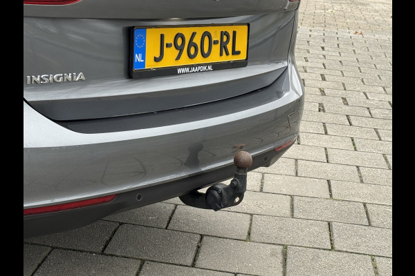 Opel Insignia Sports Tourer BWJ 10-2020 | 1.5T 165PK Business Executive | LEER | TREKHAAK | STOELVERW | NAVI | CLIMA | CARPLAY | PDC | PRIVACY GLASS |