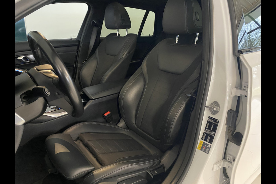 BMW 3 Serie Touring 320e Sportline Panoramadak / Led verlichting / Carplay/ Wit metallic /