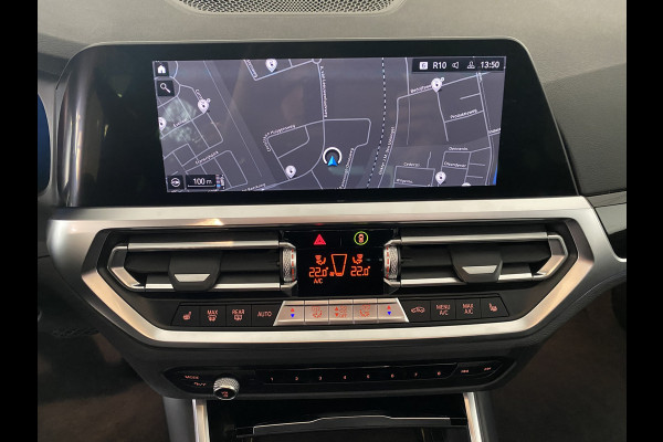 BMW 3 Serie Touring 320e Sportline Panoramadak / Led verlichting / Carplay/ Wit metallic /