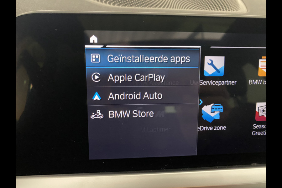BMW 3 Serie Touring 320e Sportline Panoramadak / Led verlichting / Carplay/ Wit metallic /