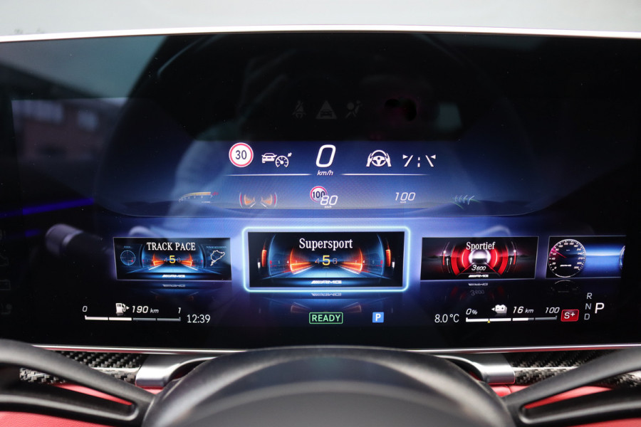 Mercedes-Benz S-Klasse AMG 63 S E Performance | 802pk | Carbon | Achterasbesturing | Distronic+ | Chauffeurspakket | Entertainment Achter | Stoelventilatie | Zonweringspakket | Vlakkenverwarming | Kuitmassage | Burmester High End 4D |