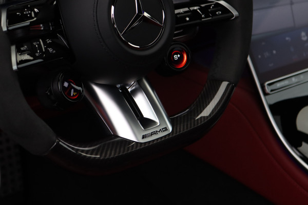 Mercedes-Benz S-Klasse AMG 63 S E Performance | 802pk | Carbon | Achterasbesturing | Distronic+ | Chauffeurspakket | Entertainment Achter | Stoelventilatie | Zonweringspakket | Vlakkenverwarming | Kuitmassage | Burmester High End 4D |
