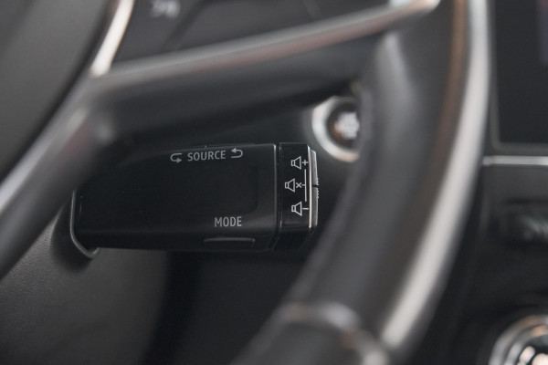 Renault Captur TCe 100 Intens | Camera | Navigatie | Parkeersensoren | Apple Carplay