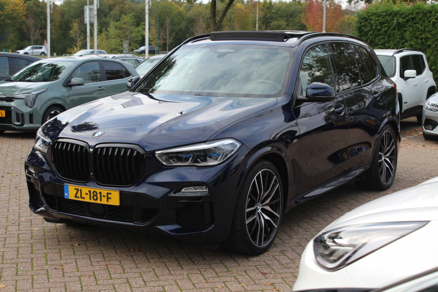 BMW X5 xDrive40i High Exe. M Sport / Panoramadak / 360Camera / Head-up / Achterasbesturing / Laser LED / Softclose / 22'' / Harman Kardon / Stoelventilatie / Stoelverwarming 4x / DAB / Dodehoek / ACC