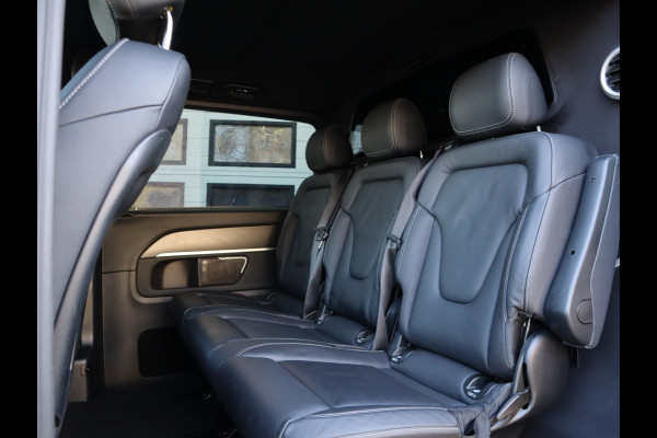 Mercedes-Benz V-Klasse 300d L3 4-MATIC Extra Lang DC 5 Pers - AMG - Trekhaak - ACC