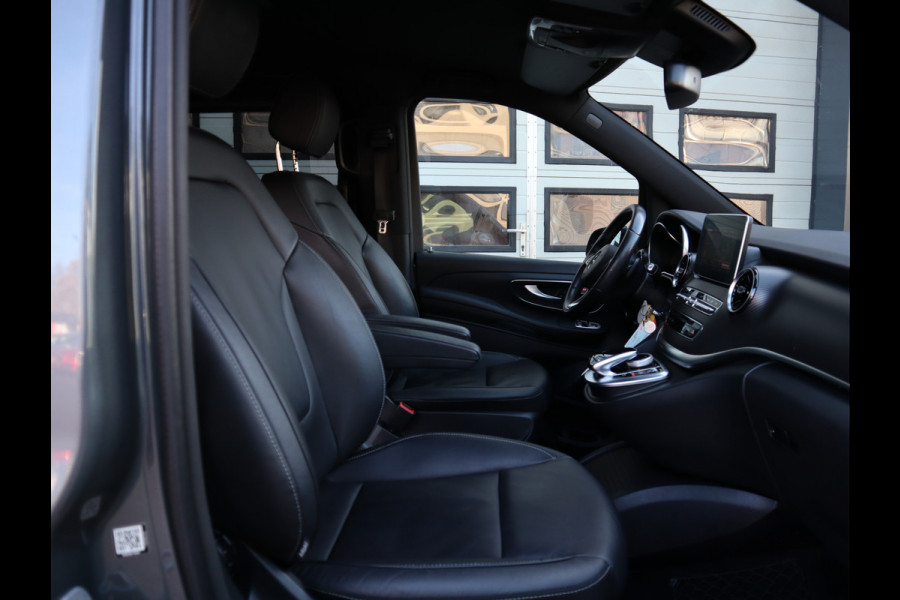 Mercedes-Benz V-Klasse 300d L3 4-MATIC Extra Lang DC 5 Pers - AMG - Trekhaak - ACC