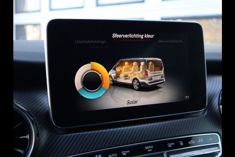 Mercedes-Benz V-Klasse 300d L3 4-MATIC Extra Lang DC 5 Pers - AMG - Trekhaak - ACC