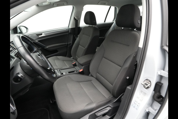 Volkswagen e-Golf e-Golf 136pk Navigatie Acc Pdc Led Carplay 34 Halsteren