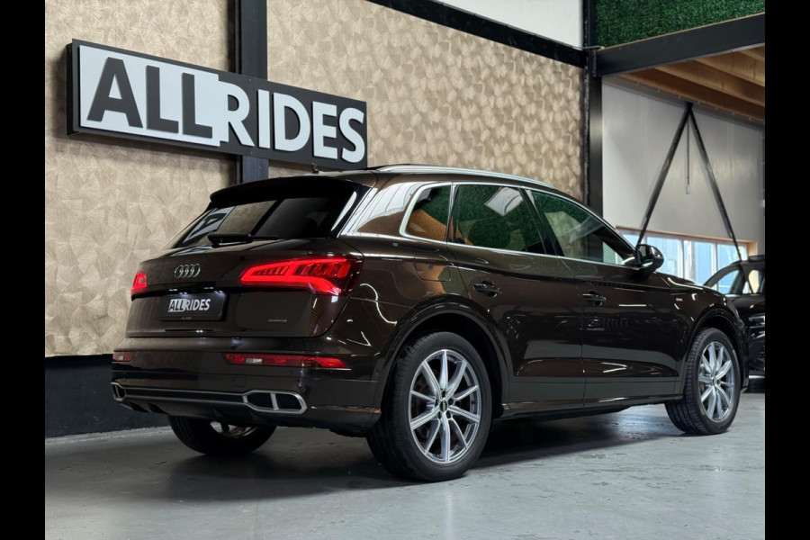 Audi Q5 55 TFSI e quattro Competition | 367 PK | Pano | Leer | Keyless | ACC | Stoelverwarming