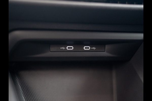 Volkswagen Golf 1.5 TSI Life Business | Keyless | Camera | Stoelverw. | Prijs Rijklaar!!