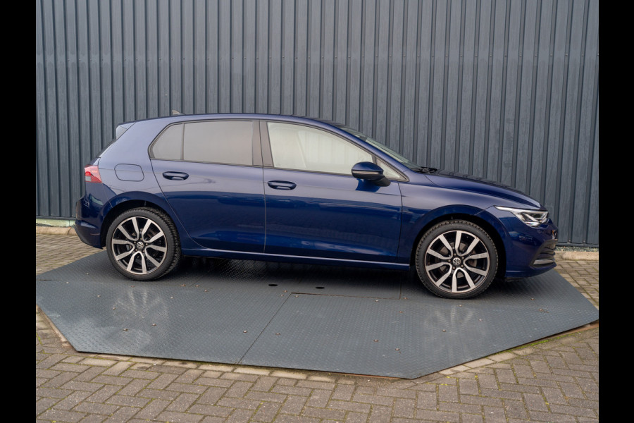 Volkswagen Golf 1.5 TSI Life Business | Keyless | Camera | Stoelverw. | Prijs Rijklaar!!