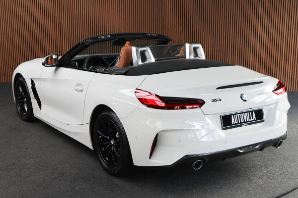 BMW Z4 Roadster sDrive30i High Exe M-pakket HUD Leer Camera PDC Stoelverwarming Stuurverwarming Memory seats LM velgen