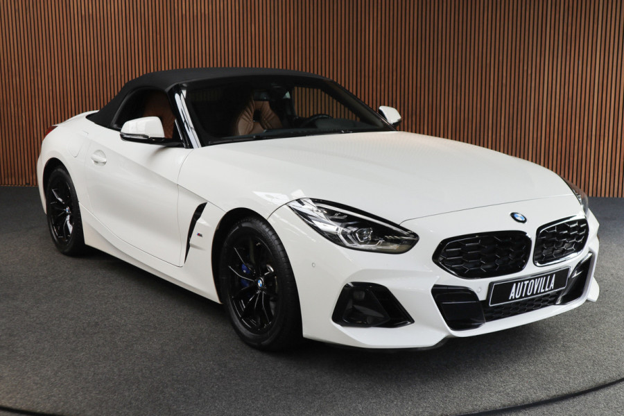 BMW Z4 Roadster sDrive30i High Exe M-pakket HUD Leer Camera PDC Stoelverwarming Stuurverwarming Memory seats LM velgen