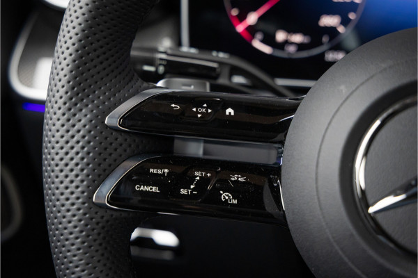 Mercedes-Benz GLC Coupé 300de 4MATIC AMG Line Alpingrau - Luchtvering