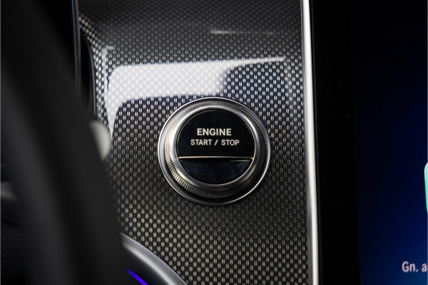 Mercedes-Benz GLC Coupé 300de 4MATIC AMG Line Alpingrau - Luchtvering