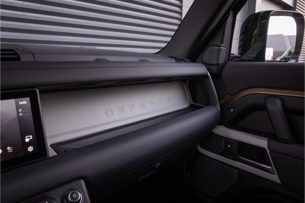 Land Rover Defender 110 3.0 D250 S Grijs kenteken - Standkachel