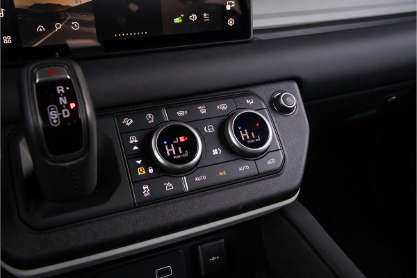 Land Rover Defender 110 3.0 D250 S Grijs kenteken - Standkachel