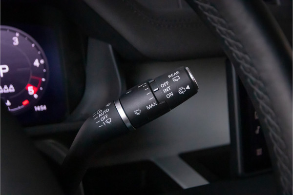 Land Rover Defender 110 3.0 D250 S Grijs kenteken - Standkachel