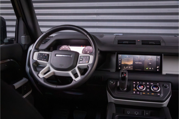 Land Rover Defender 110 3.0 D250 S Grijs kenteken - Standkachel