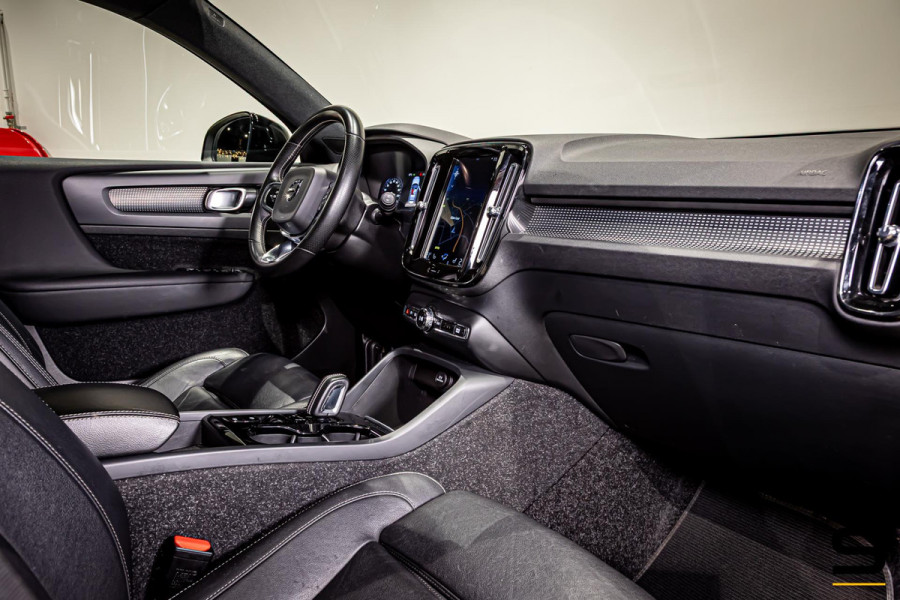 Volvo XC40 1.5 T5 Twin Engine Inscription|Pano|NAP|Trekhaak