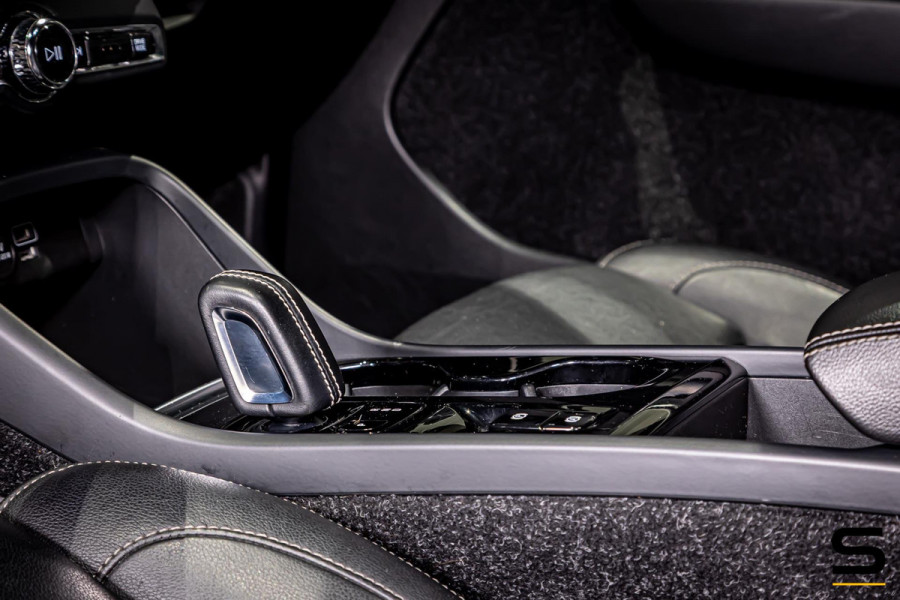 Volvo XC40 1.5 T5 Twin Engine Inscription|Pano|NAP|Trekhaak