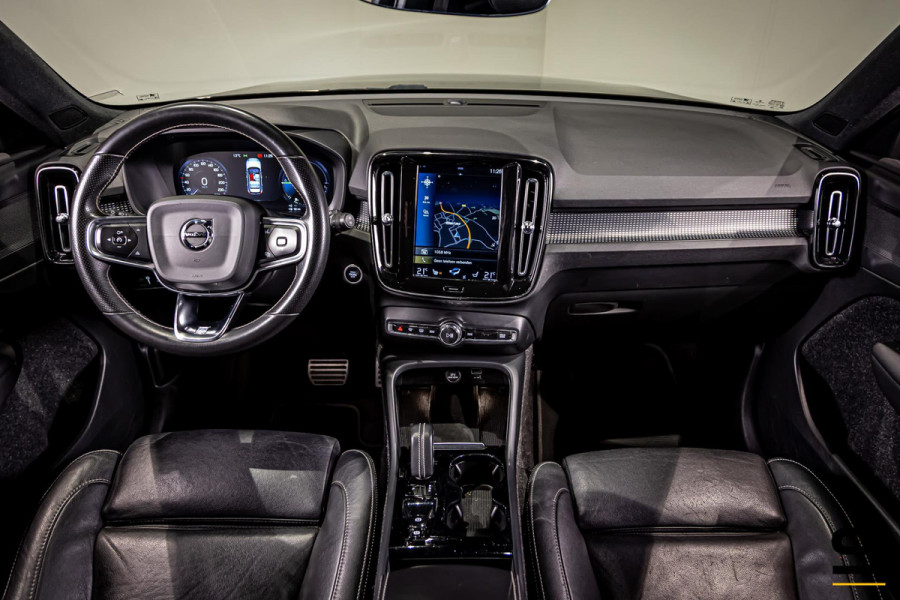Volvo XC40 1.5 T5 Twin Engine Inscription|Pano|NAP|Trekhaak