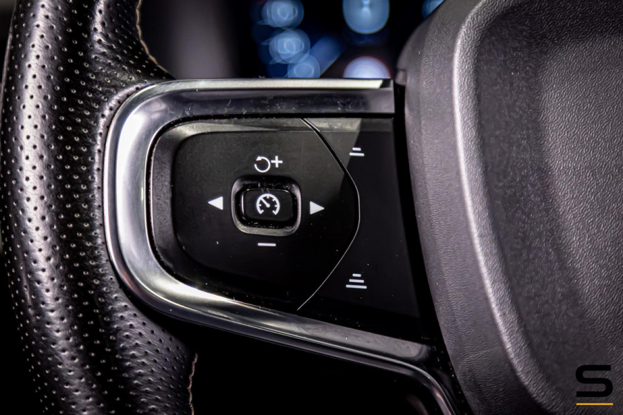 Volvo XC40 1.5 T5 Twin Engine Inscription|Pano|NAP|Trekhaak